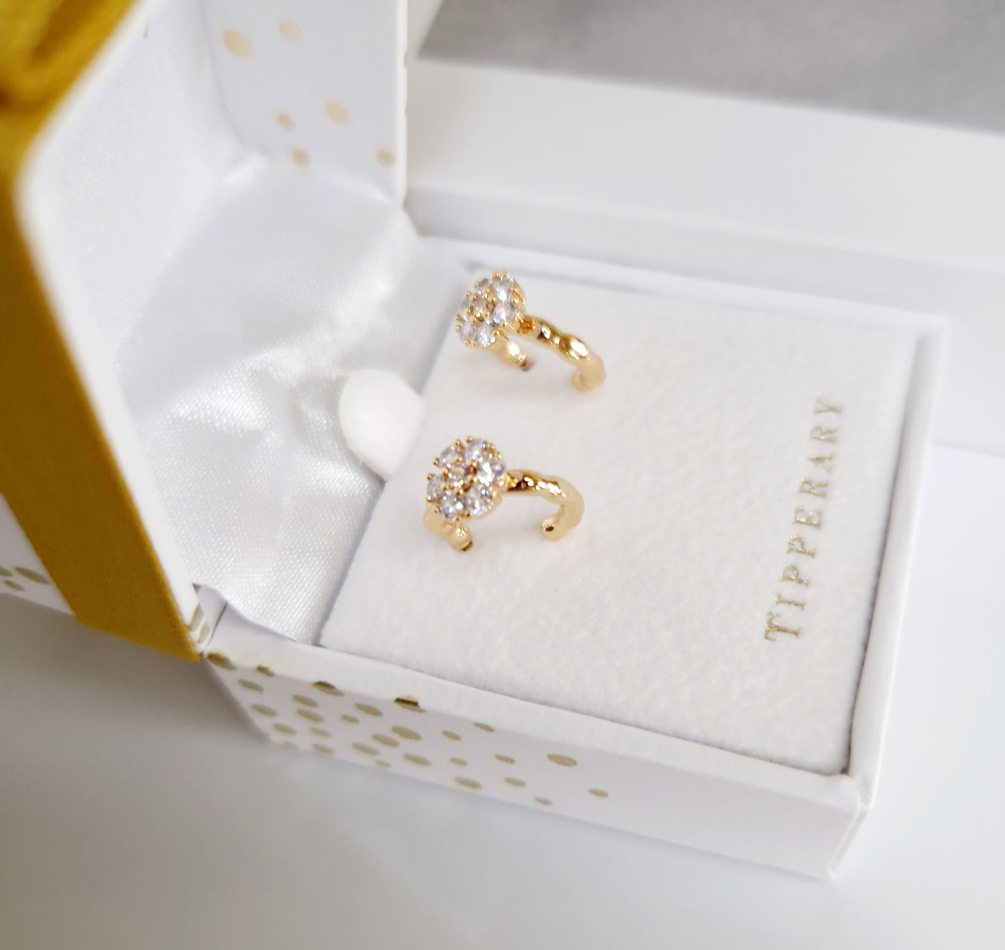 Earrings Daisy Hoop Yellow Gold