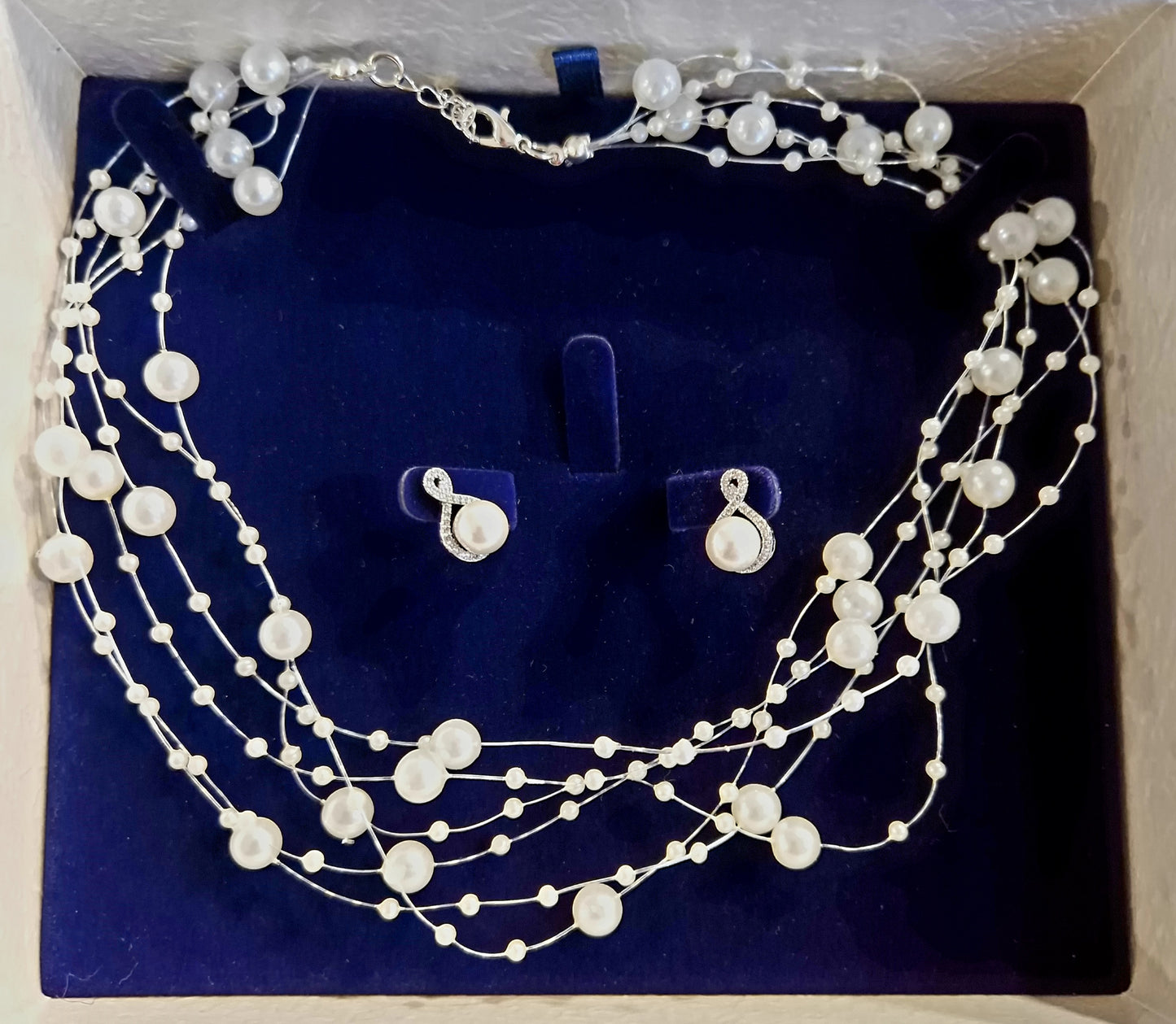 Necklace and Earrings Set