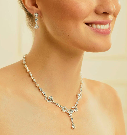 Necklace & Earrings set